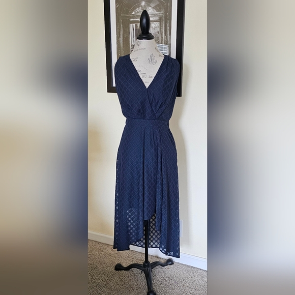 Tommy Hilfiger Dresses & Skirts - NWT Tommy Hilfiger navy dress sz 6